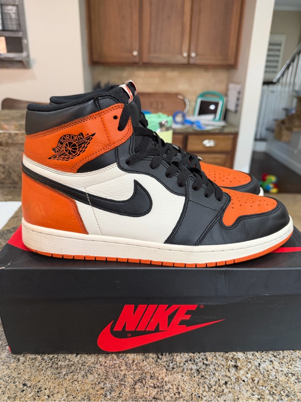 (2015) Air Jordan 1 Retro High OG 'Shattered Backboard' - Black/Orange/White